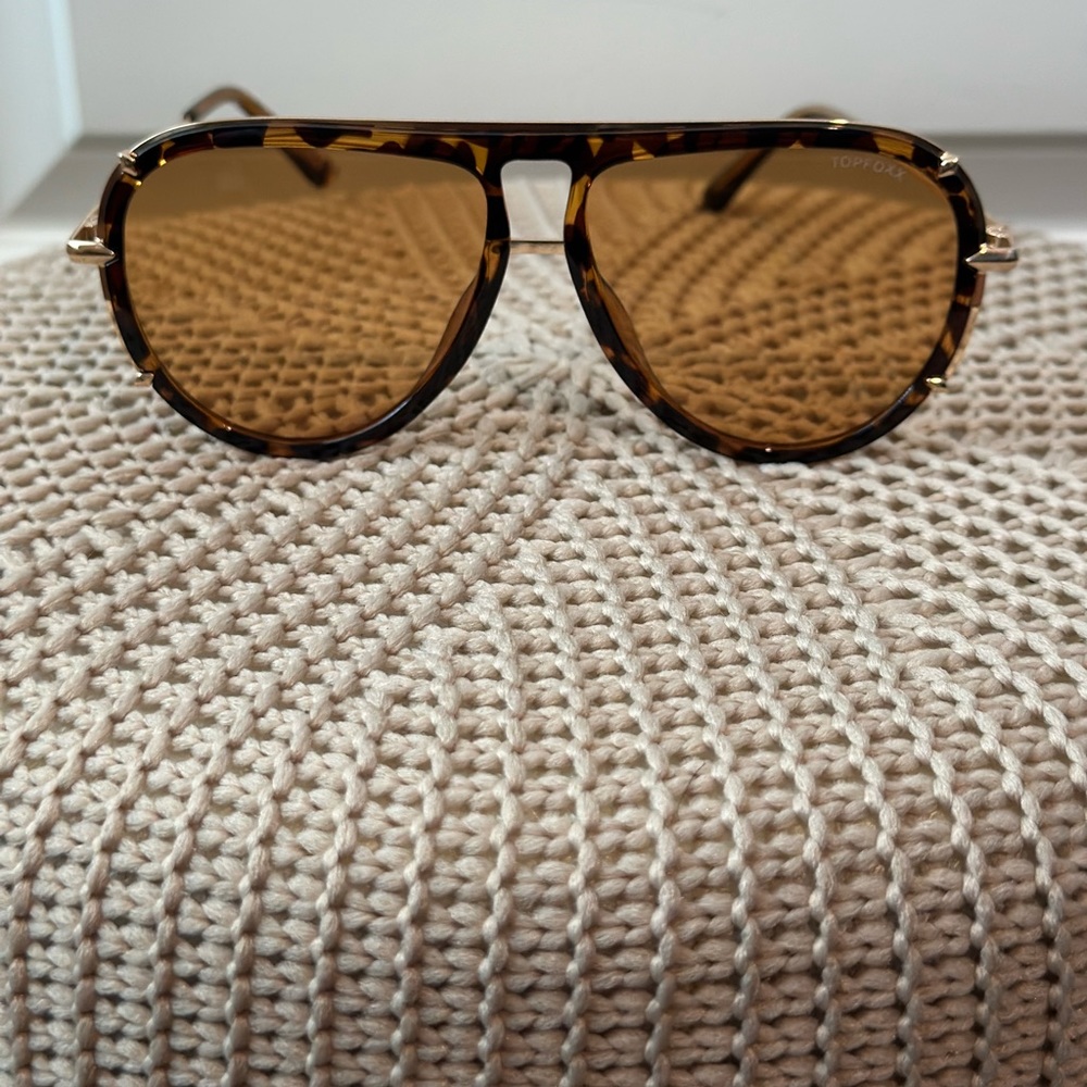 TOPFOXX IVY LUXE  Sunglasses🤎